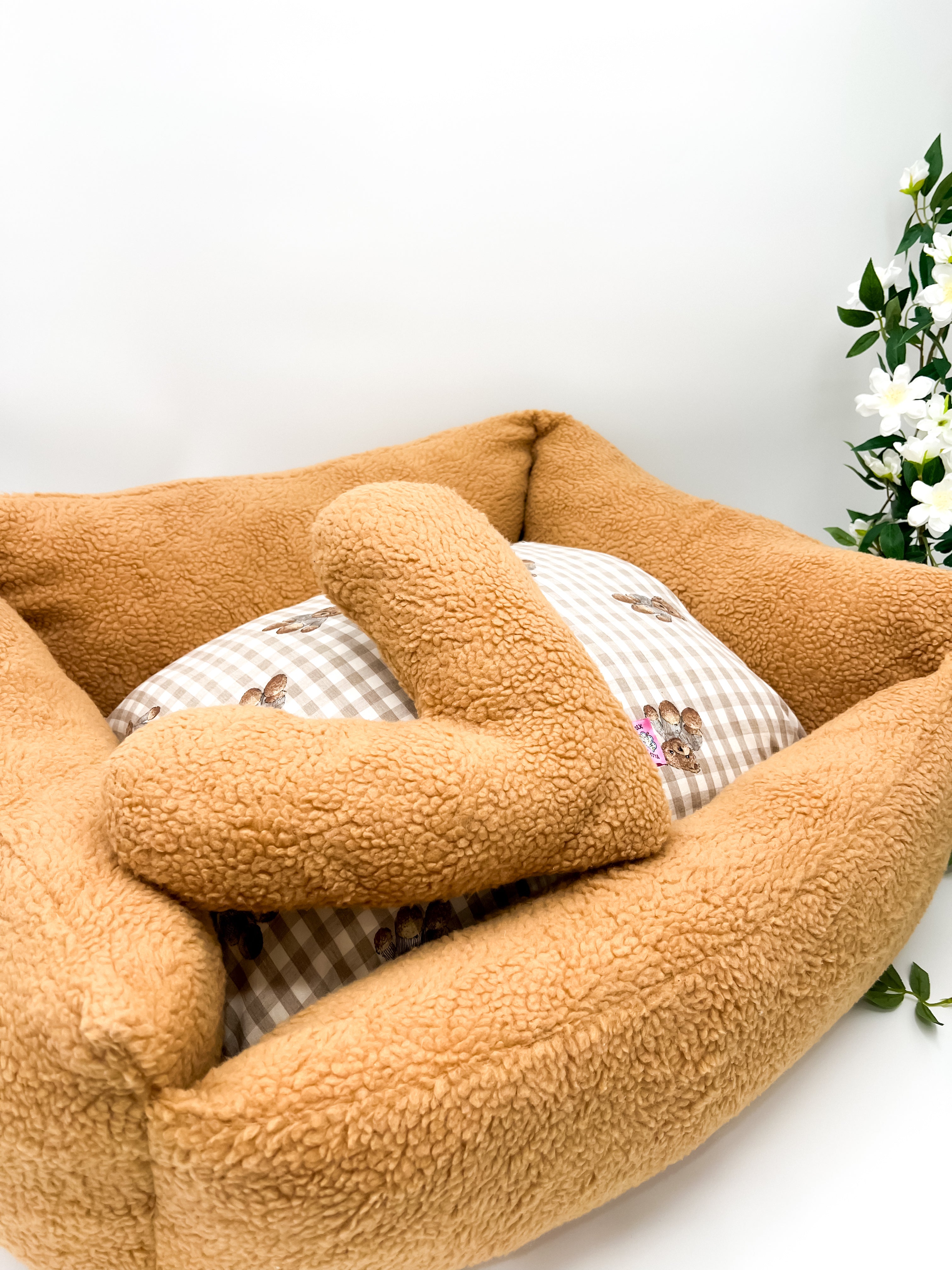 Teddy Bear Fuzzy Den